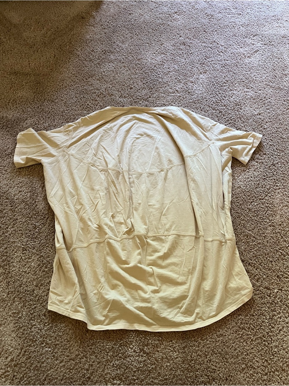 Lululemon shirt in Light Cream - Picture 2 of 2
